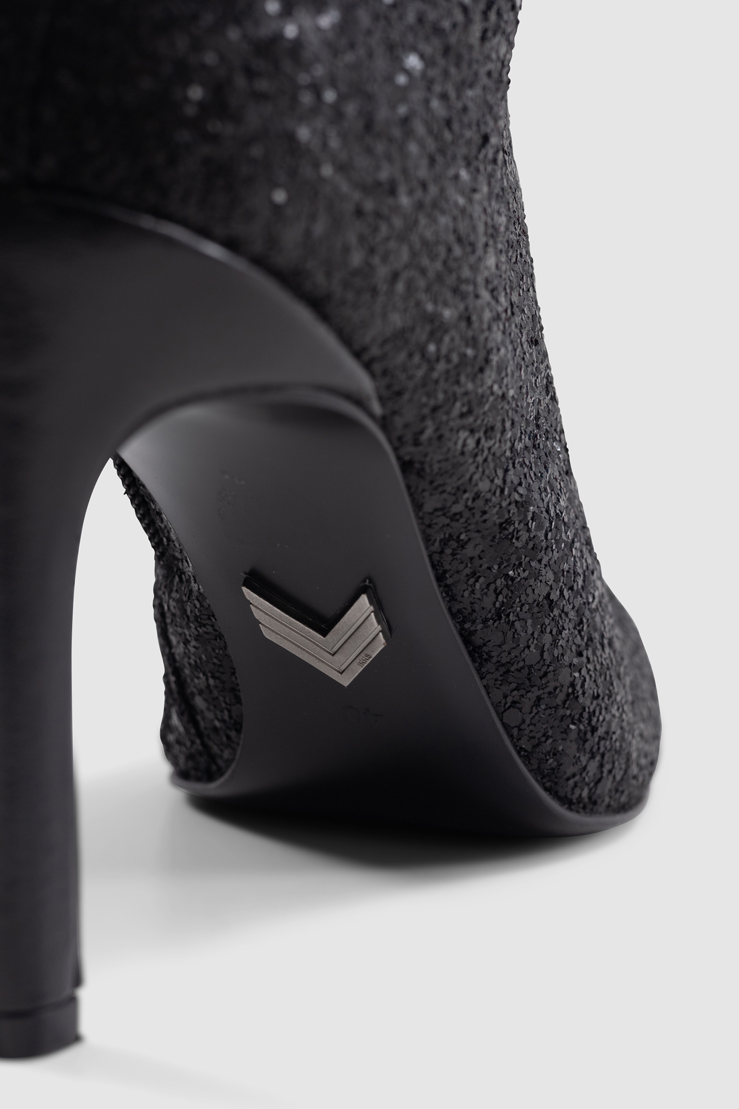 PURE EDITION-BLACK GLITTER HEELED BOOTIES 6