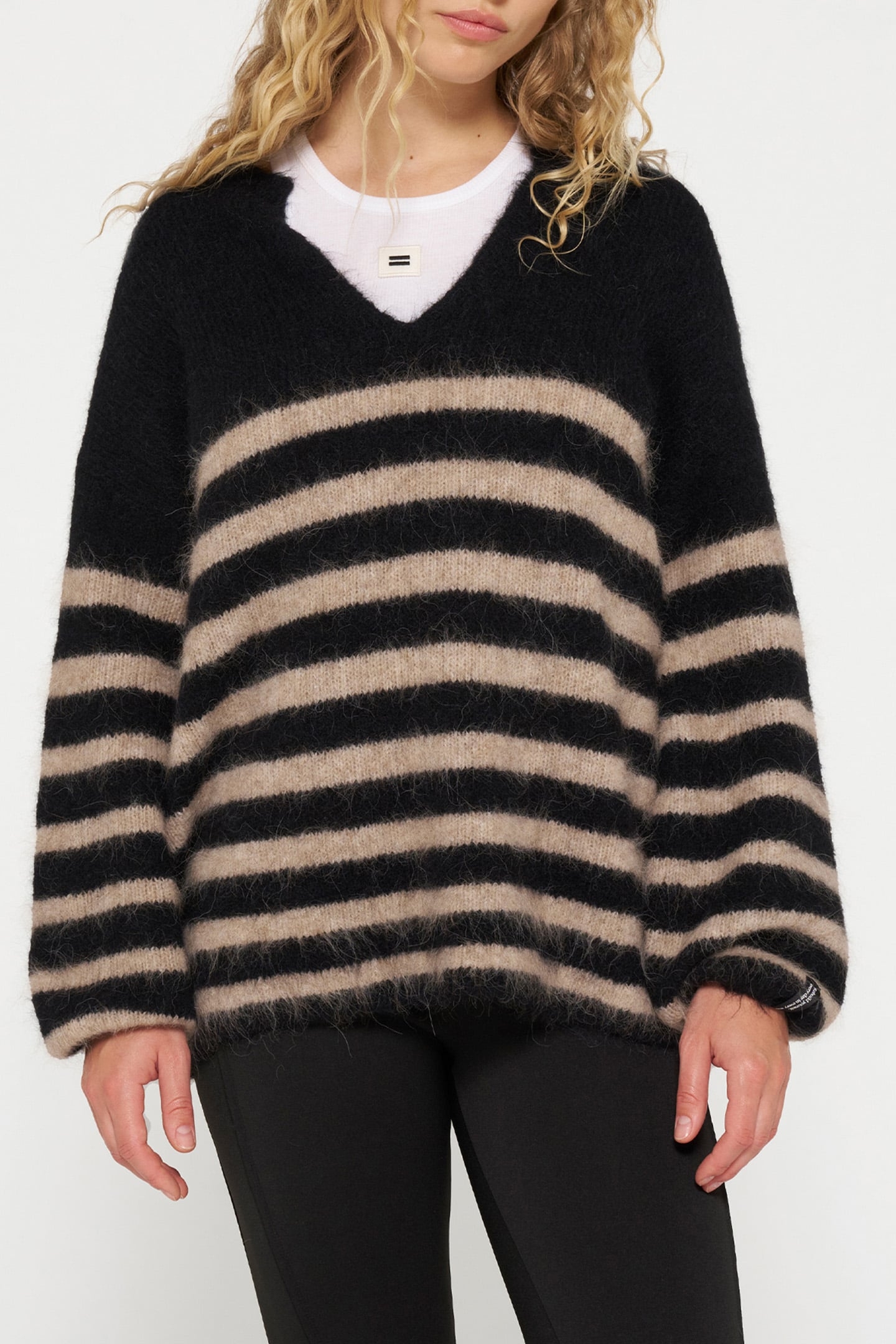 SOFT HAIRY SWEATER STRIPES BLACK/LIGHT LATTE 1