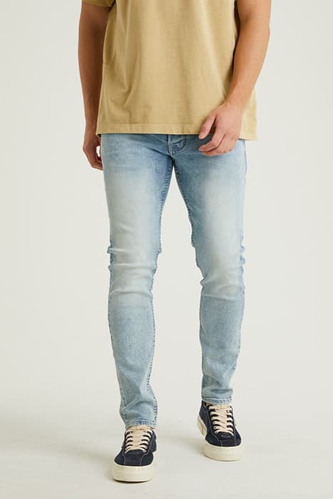 CARTER BLEACH BLEACHED DENIM by CHASIN’