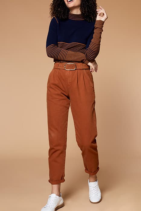 LE PLAY - 7/8TH CARAMEL CHINO TROUSERS by ONE STEP