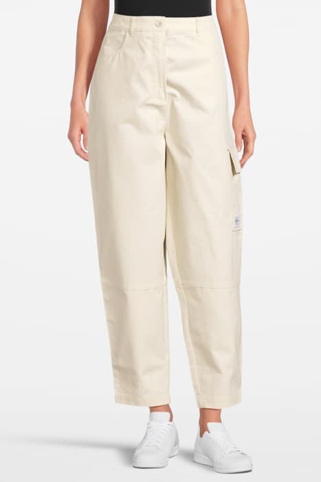 EO/ BADGE CARGO PANT EGGSHELL by Calvin Klein