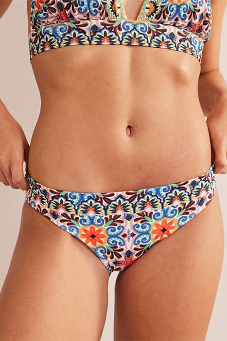 ITHACA PANEL BIKINI BOTTOMS MULTI, TAPESTRY TILE by Boden