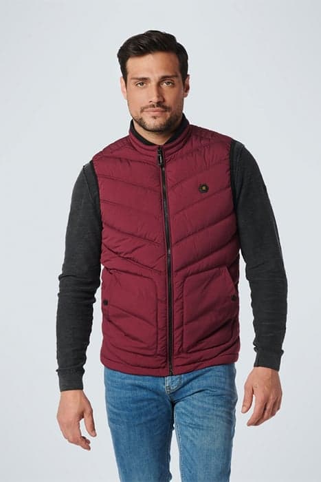 BODYWARMER PADDED DARK RED by No Excess