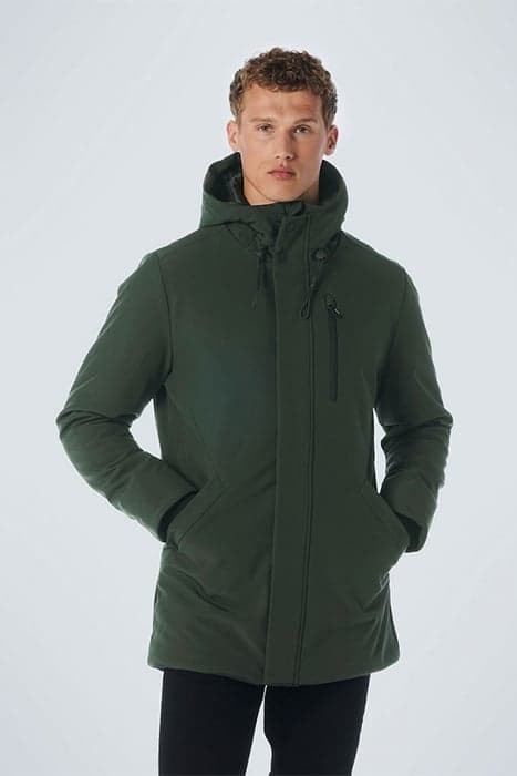 JACKET MID LONG FIT HOODED SOFTSHELL STRETCH DARK GREEN by No Excess