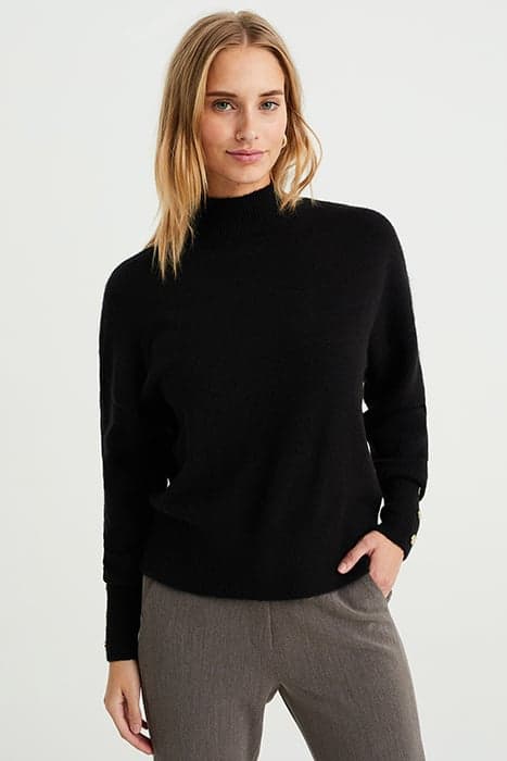 KNITTED PULLOVER BLACK by WE Fashion