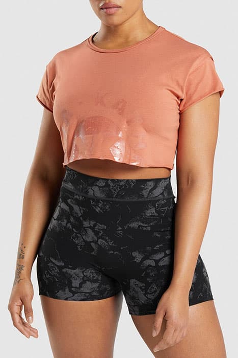 GYMSHARK KK FIT RAW CROP TOP - EARTH ORANGE by Gymshark