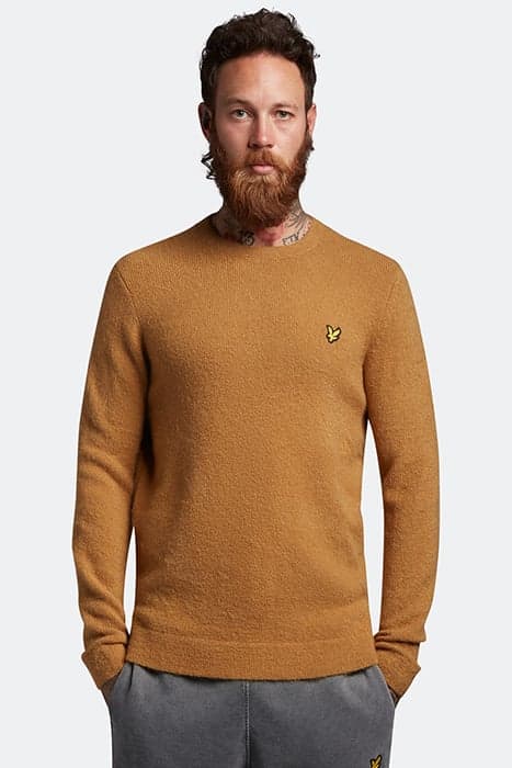 BRUSHED CREW NECK ANNIVERSARY GOLD by Lyle & Scott