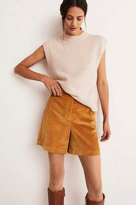 HIGH WAIST SHORTS BRN by Boden