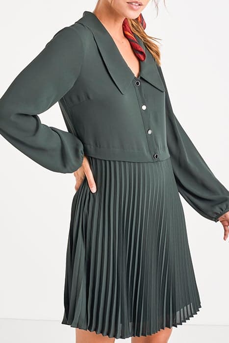 EMPIRE GREEN PLEATED SHIRT DRESS by ICODE