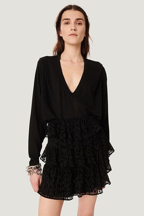 LOOKS BLACK by IRO Paris