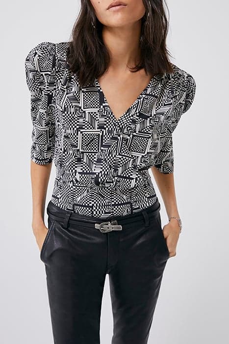 BLACK AND WHITE OPTIC CHECKERBOARD PRINT BLOUSE by IKKS