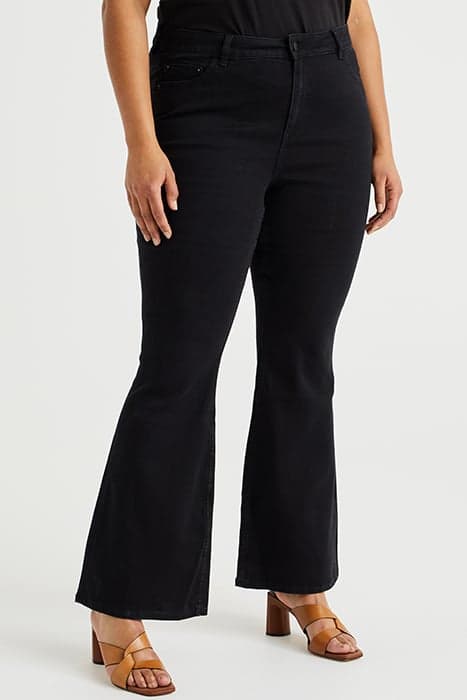 5-POCKET HIGH RISE BLACK by WE Fashion