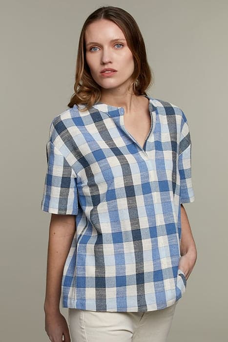 BLUE POPOVER SHIRT by River Woods