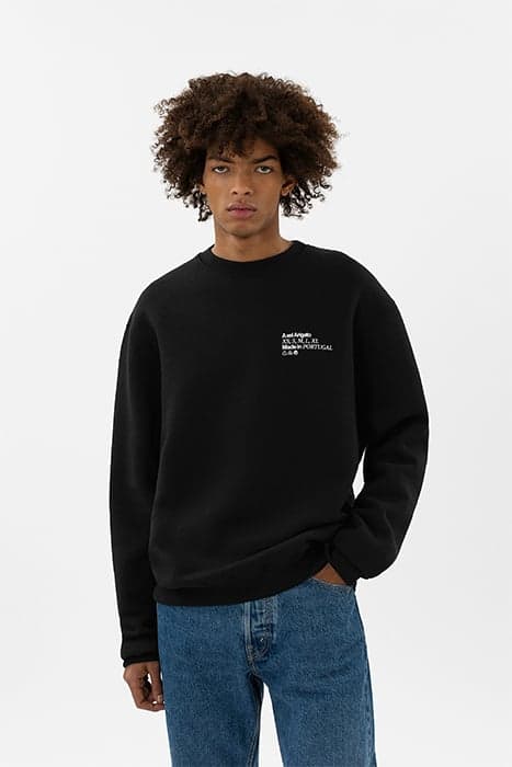 SIZE SWEATSHIRT BLACK by Axel Arigato