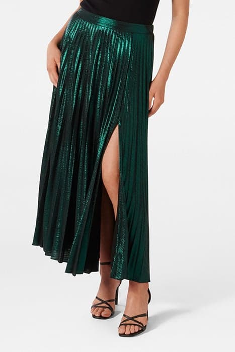 RYLEE METALLIC PLEATED SKIRT GREEN by Forever New