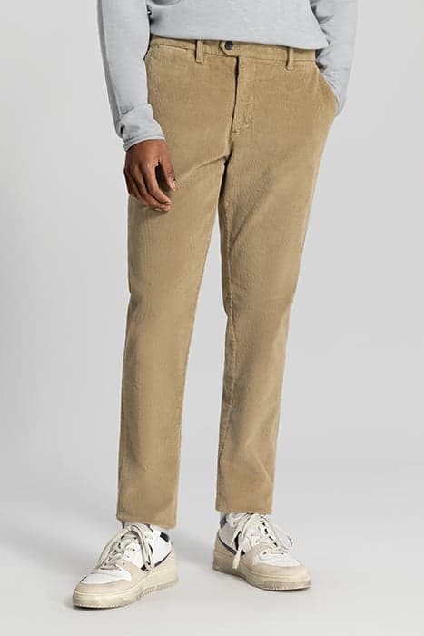 DS_FONDA SLIMFIT CHINO OAK by Dstrezzed