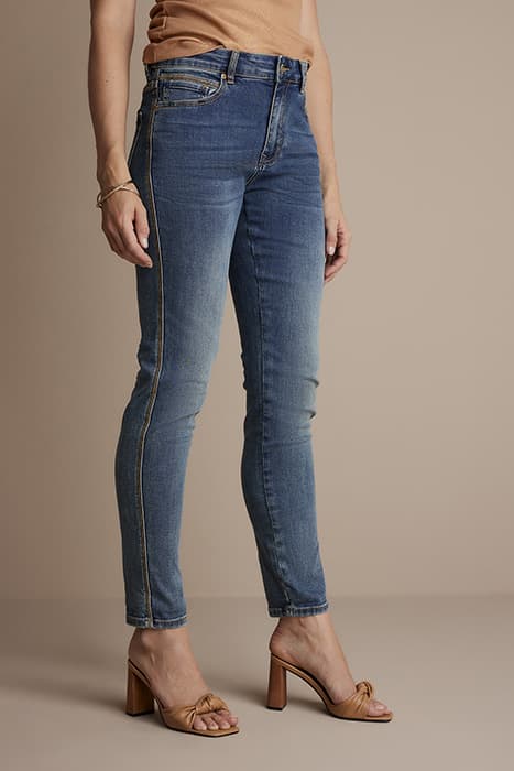 VENUS TAPERED JEANS RAIN DENIM DENIM by Summum Woman