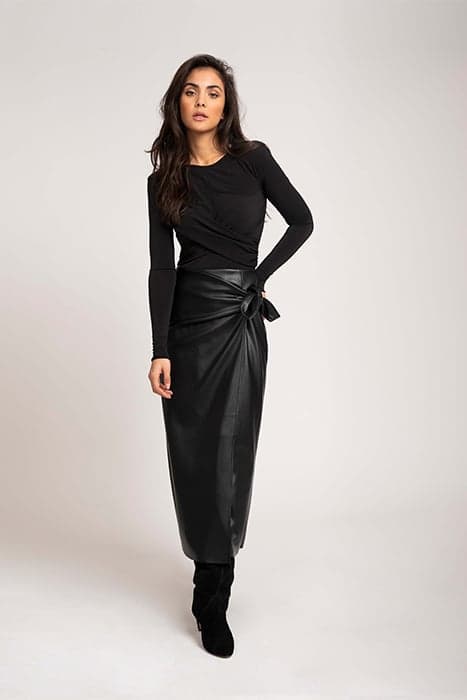 MARA WRAP SKIRT BLACK by Fifth House