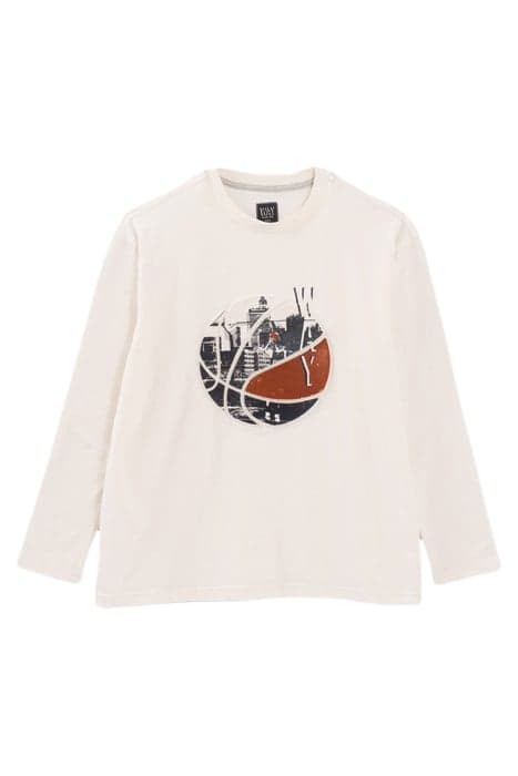 BOYS’ ECRU T-SHIRT WITH EMBOSSED BASKETBALL IMAGE by IKKS