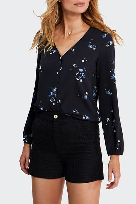 BLACK FLORAL BOUQUET PRINT BLOUSE by ICODE