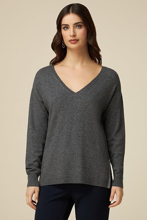 Cashmere blend v-neck sweater with rhinestones by Oltre