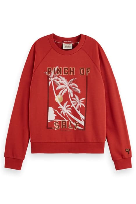 RELAXED FIT RAGLAN SLEEVED GRAPHIC SWEATSHIRT RUSTIC CORAL by Scotch & Soda