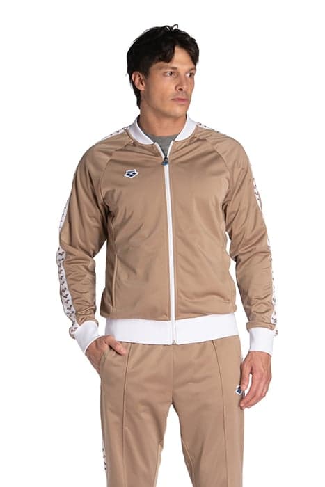 M RELAX IV TEAM JACKET CARAMELO-WHITE-CARAMELO by Arena