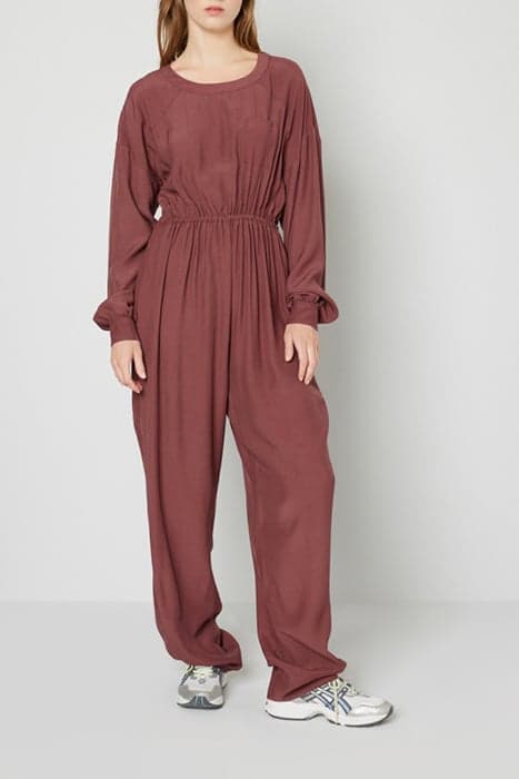 ROUND COLLAR OVERSIZED JUMPSUIT GRENAT by American Vintage