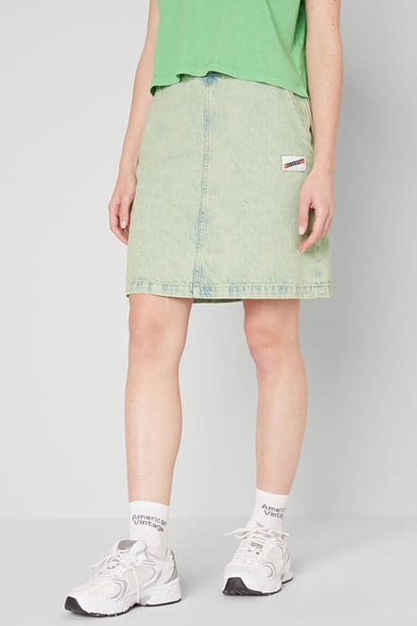 HIGH WAIST SHORT SKIRT SUR TEINTURE VERT by American Vintage