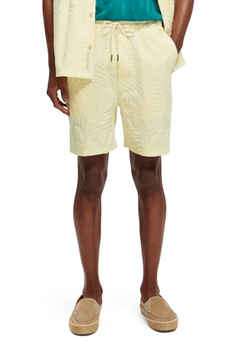 TERRY JACQUARD SHORTS BANANA by Scotch & Soda