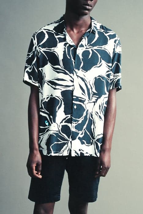 SLATE LENZING™ ECOVERO™ FLOWERY SLIM SHIRT by IKKS