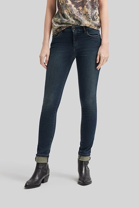 MID.HIGH BLUE SCULPT.UP FIT SLIM JEANS by IKKS