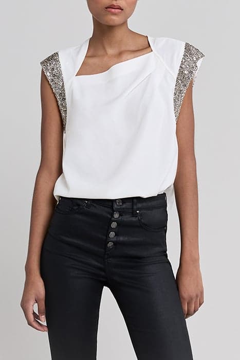 WHITE TOP WITH BEADS AND SEQUINS ON SHOULDERS by IKKS