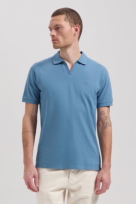 DS_BOWIE V- NECK POLO AEGEAN BLUE AEGEAN BLUE by Dstrezzed